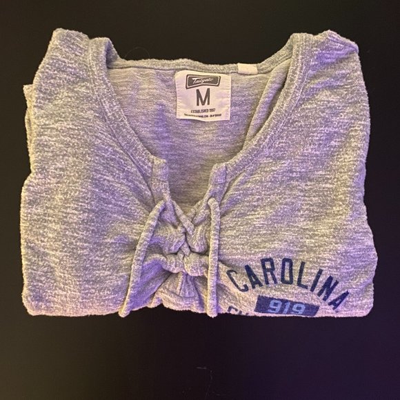 Tailgate University of North Carolina Long Sleeve Shirt - Medium - Picture 3 of 5